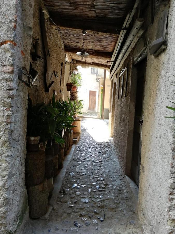 L'Antico Borgo, Un Mix Di Storia E Romanticismo Lierna Exterior foto
