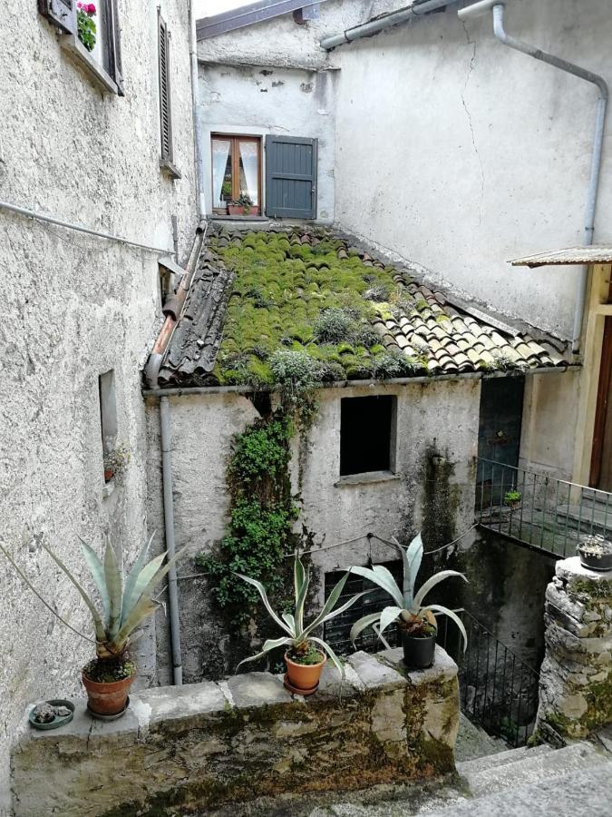 L'Antico Borgo, Un Mix Di Storia E Romanticismo Lierna Exterior foto
